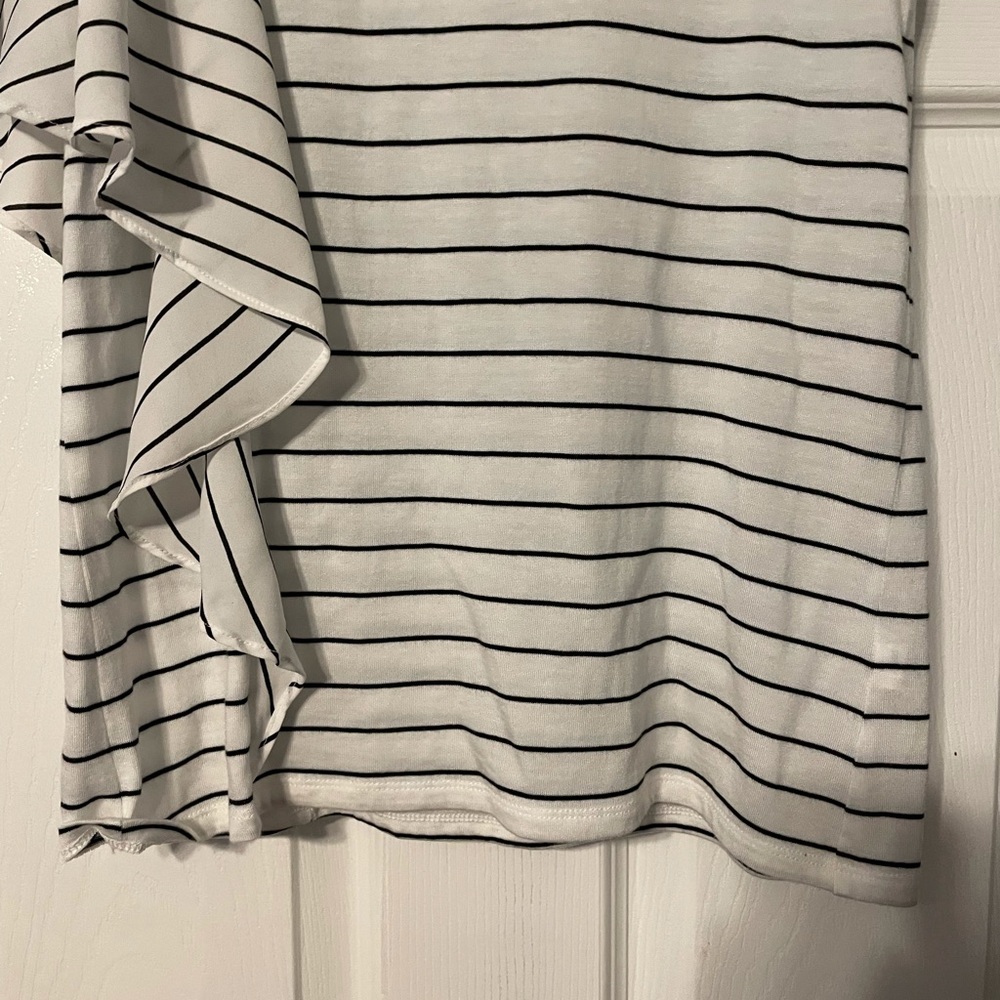 White House Black Market One-sided Ruffle Tank - Picture 3 of 10